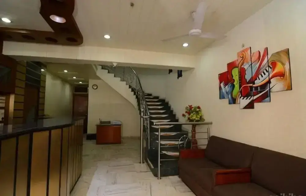 Нагпур: Hotel Vrandavan