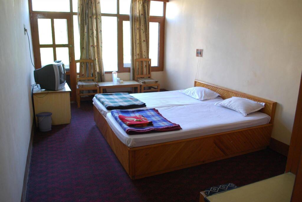 Шринагар: Hotel Relax Inn