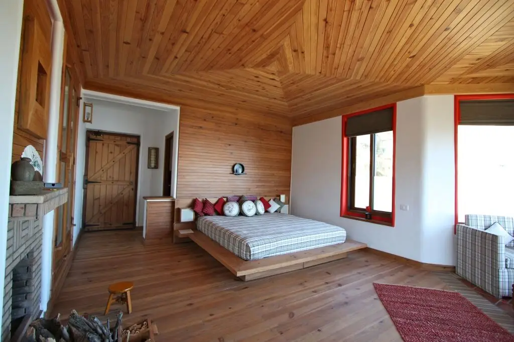 Наинитал: Soulitude in the Himalayas