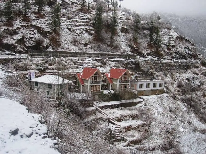 Куфри: V Resorts-Narkanda Cottage
