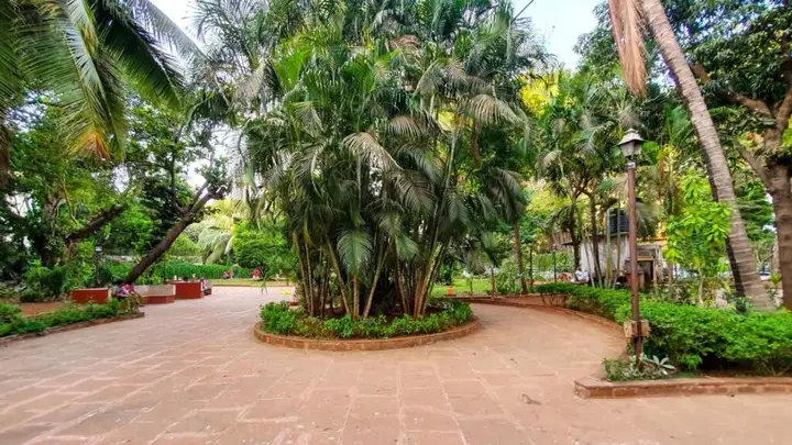 Мумбаи: Garden Hotel