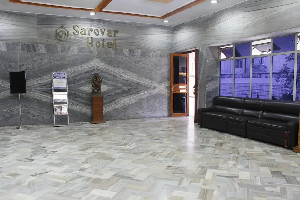 Висакхапатнам: Sarovar Hotel