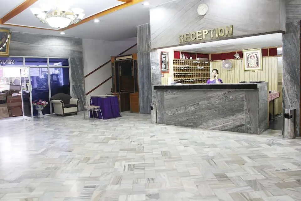 Висакхапатнам: Sarovar Hotel