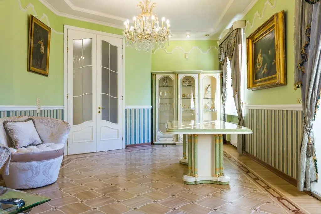 Москва: Apartamentyi V Tsentre Delovogo Rajona