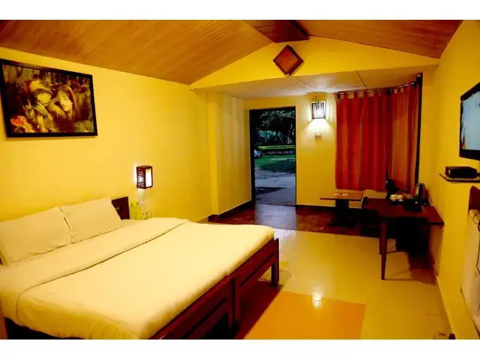 Наинитал: Hotel Corbett Wilds