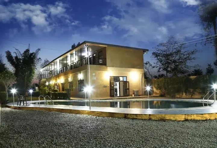 Наинитал: Corbett Woods Resor