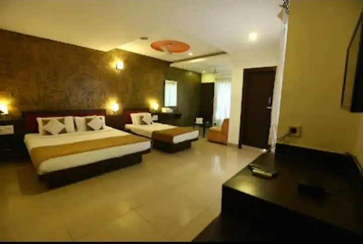 Индаур: Hotel Paradise