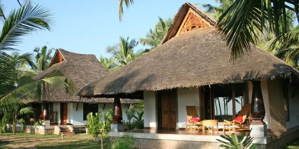 Payyanur: Neeleshwar Hermitage