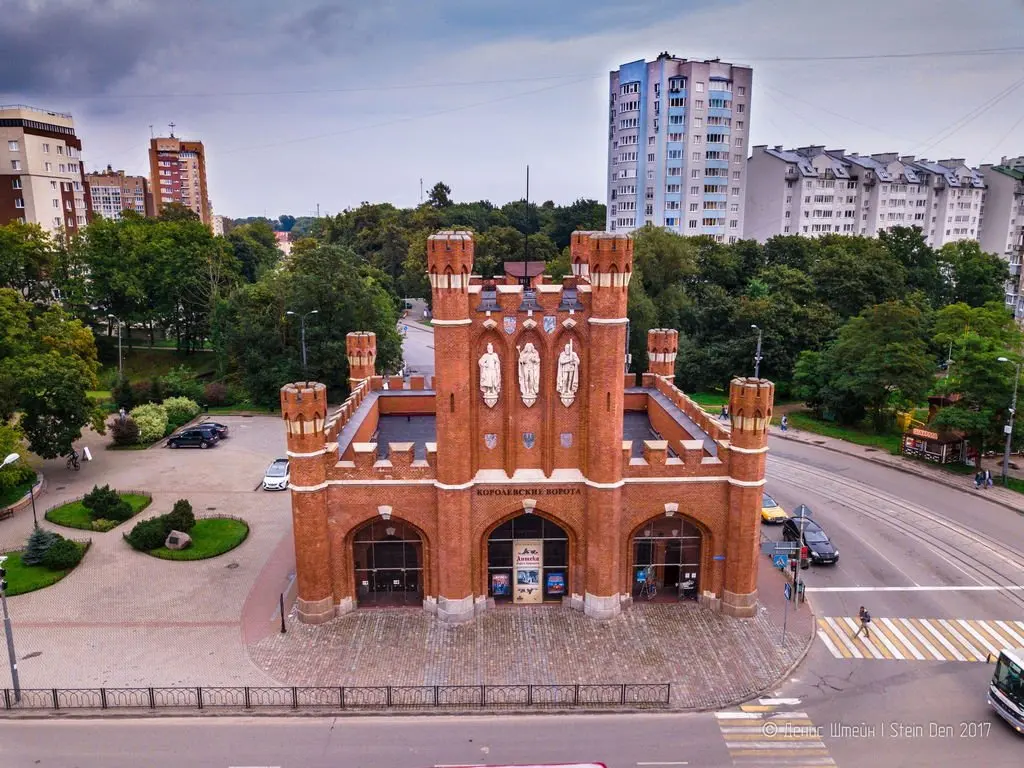 Калининград: Апартаменты на улице 1812 года 77