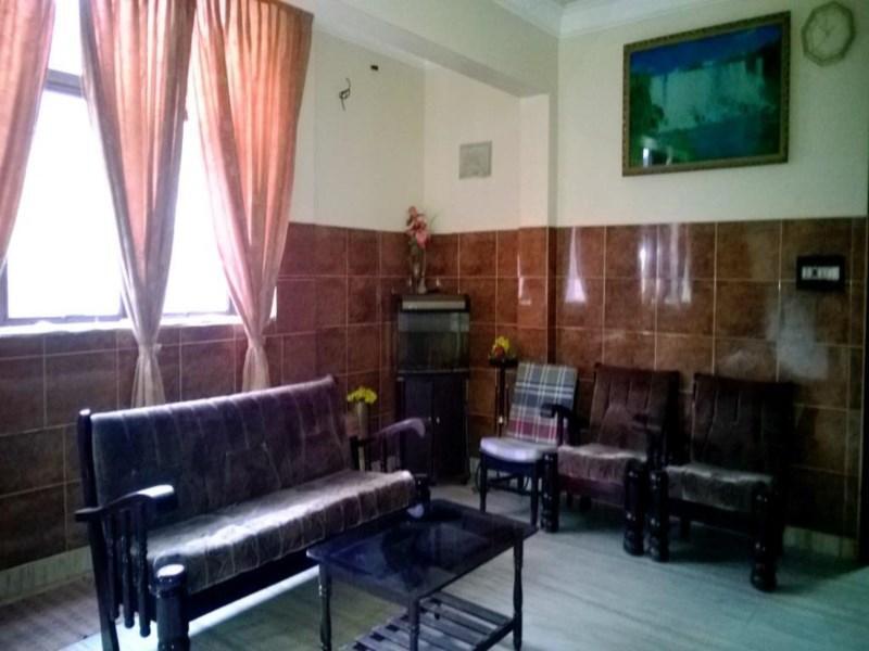 Мадикери: Hilltown Hotel