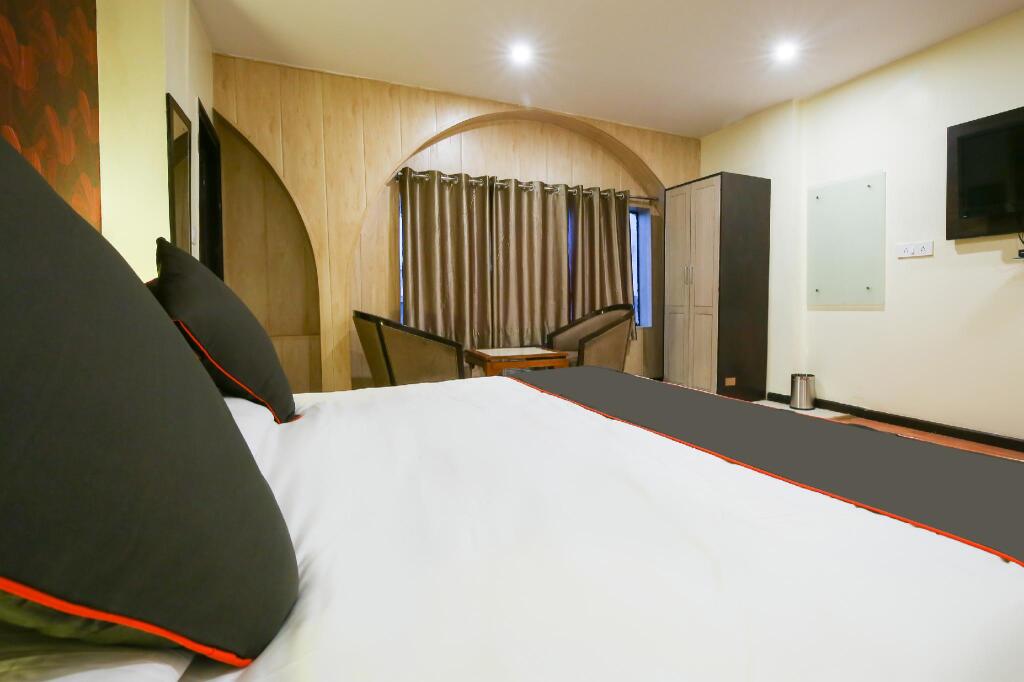 Лакхнау: FabHotel Presidency Inn