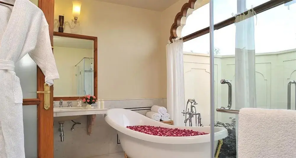 Кукас: Heritage Retreat