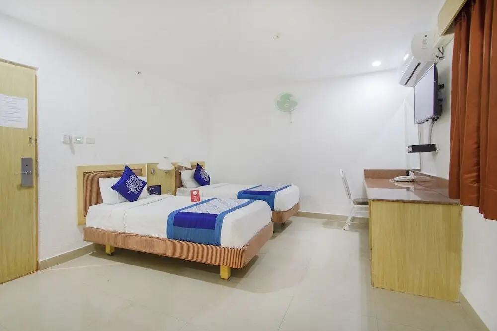 Хидерабад: Capital O 10209 Comfort Inn