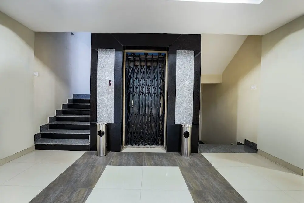 Хидерабад: Hotel Swagath Residency Kondapur