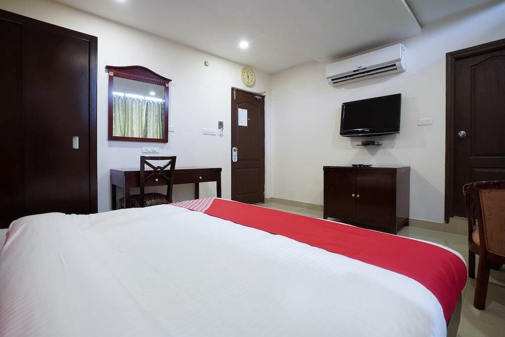 Хидерабад: Hotel Swagath Residency Kondapur