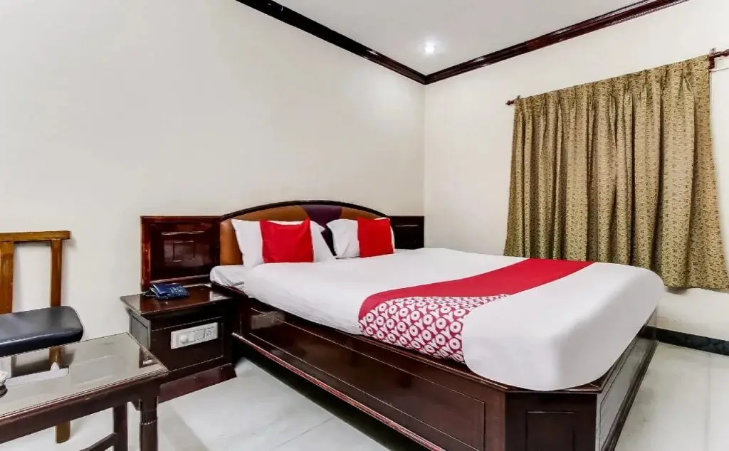 Eraniel: Hotel Parvathi Residency