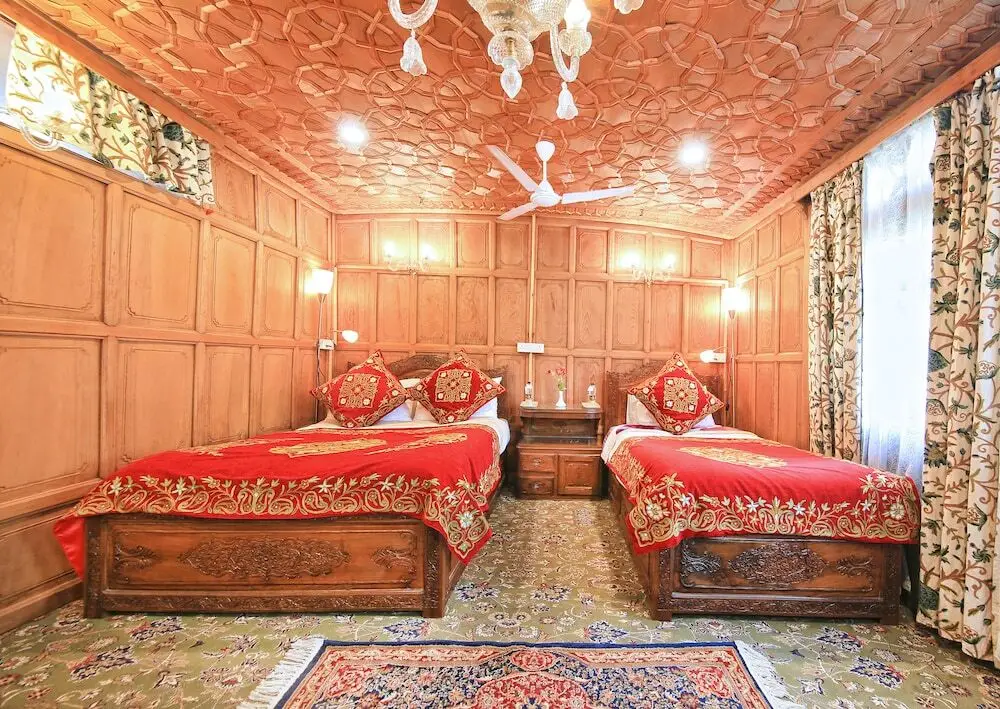 Шринагар: Kolu Group Of Houseboats