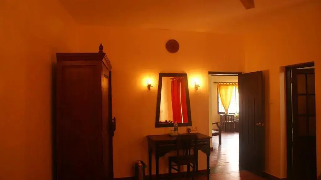 Коччи: Raintree Lodge