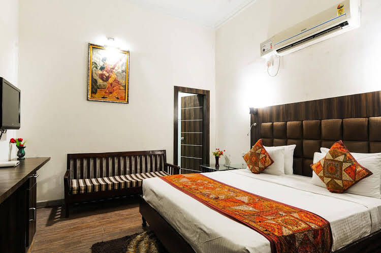 Агра: Kingston Home Stay