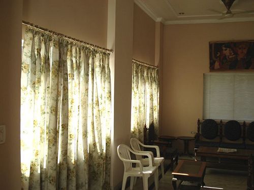 Агра: Kingston Home Stay