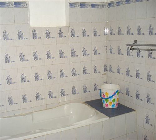 Агра: Kingston Home Stay
