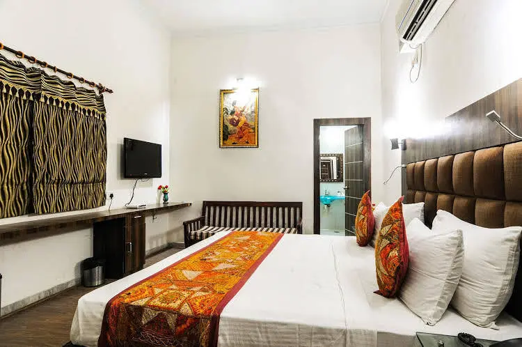 Агра: Kingston Home Stay