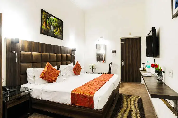 Агра: Kingston Home Stay