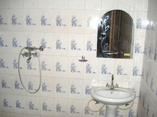 Агра: Kingston Home Stay