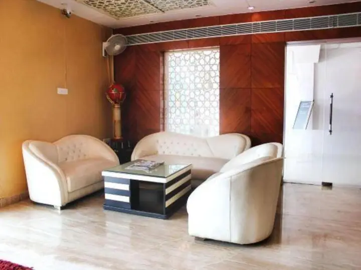 Фаридабад: Hotel Rajmandir