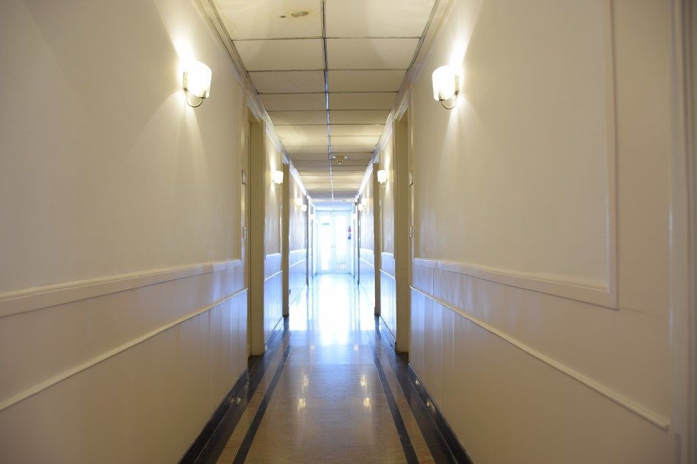 Check Inn Hotel — фото 1