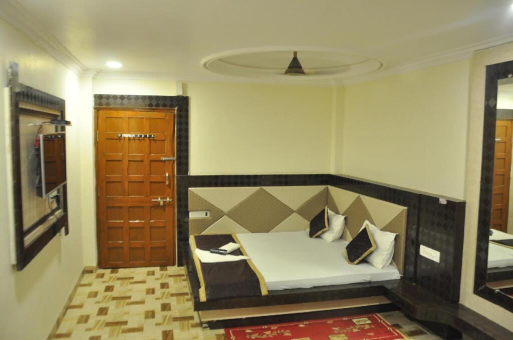 Hotel Sanskar — фото 1