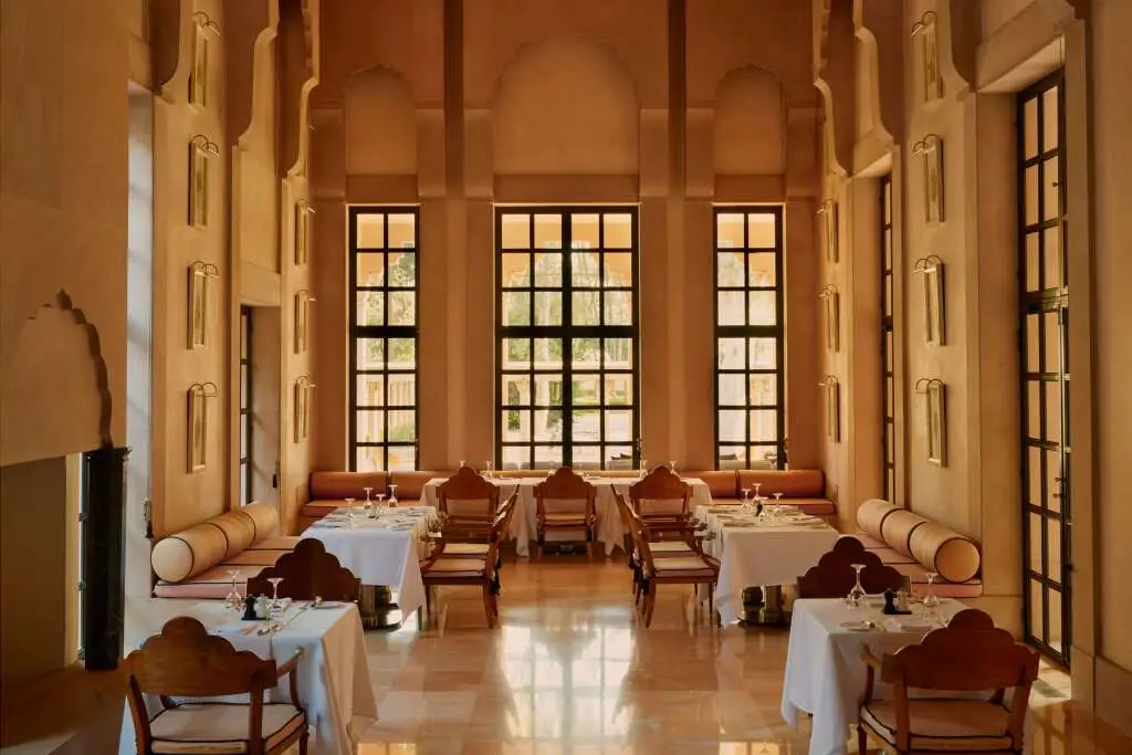 Аджабгарх: Amanbagh