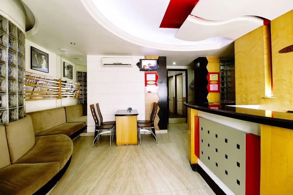 Силвасса: Hotel Gurukripa