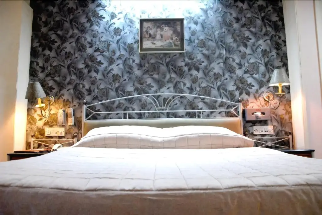 Силвасса: Hotel Gurukripa