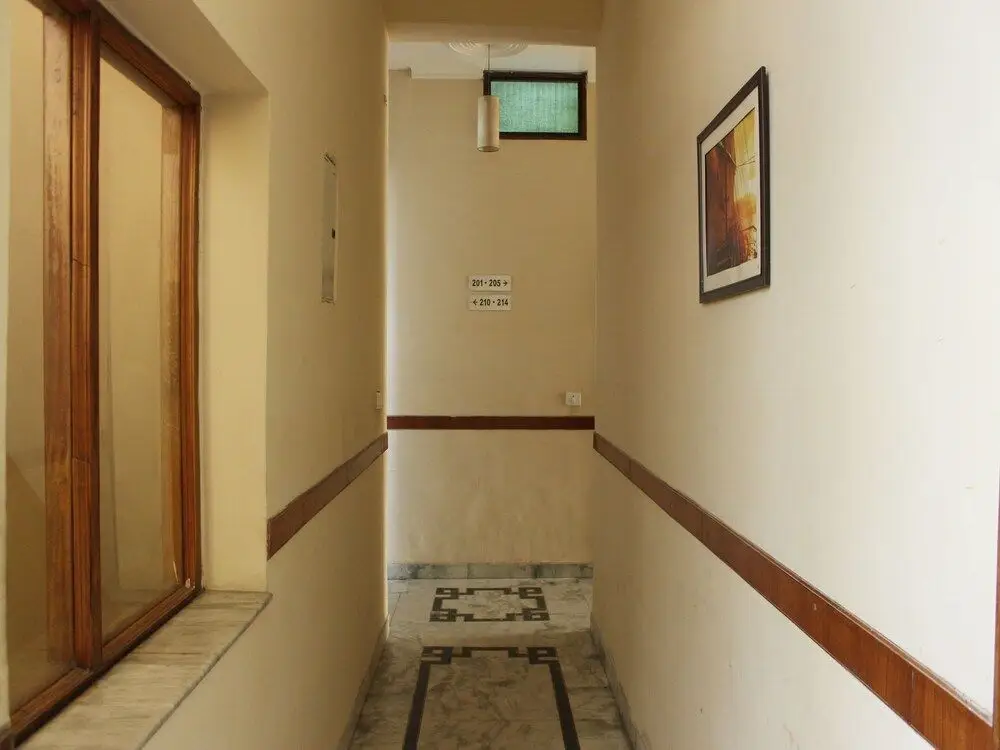 Chutney Merry Hotel — фото 1