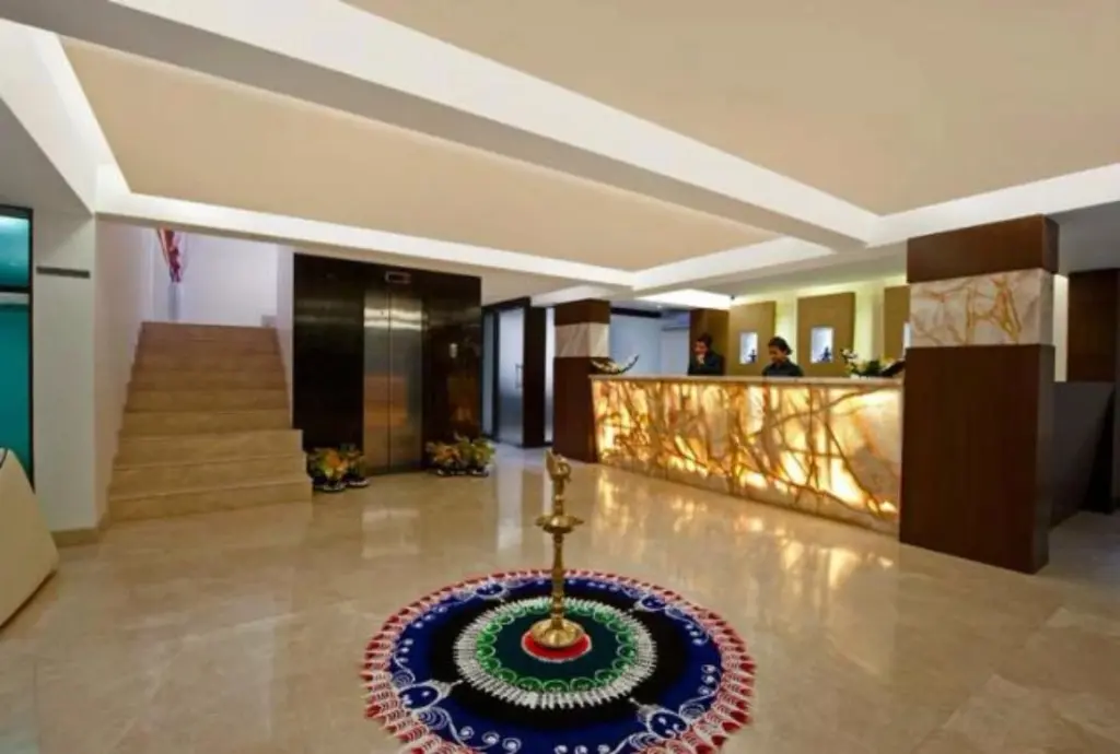 Пуна: New Leaf Hotel