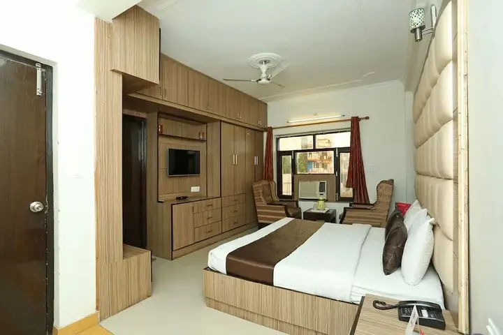 Дехрадун: Queens Pearl Inn by OYO Rooms
