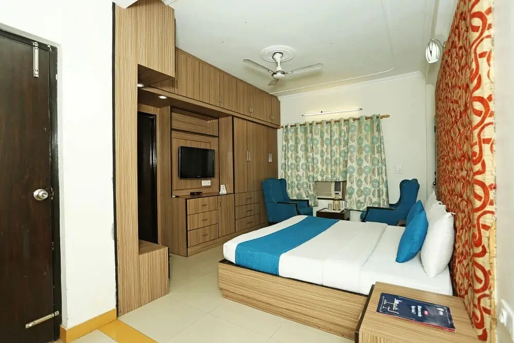 Дехрадун: Queens Pearl Inn by OYO Rooms