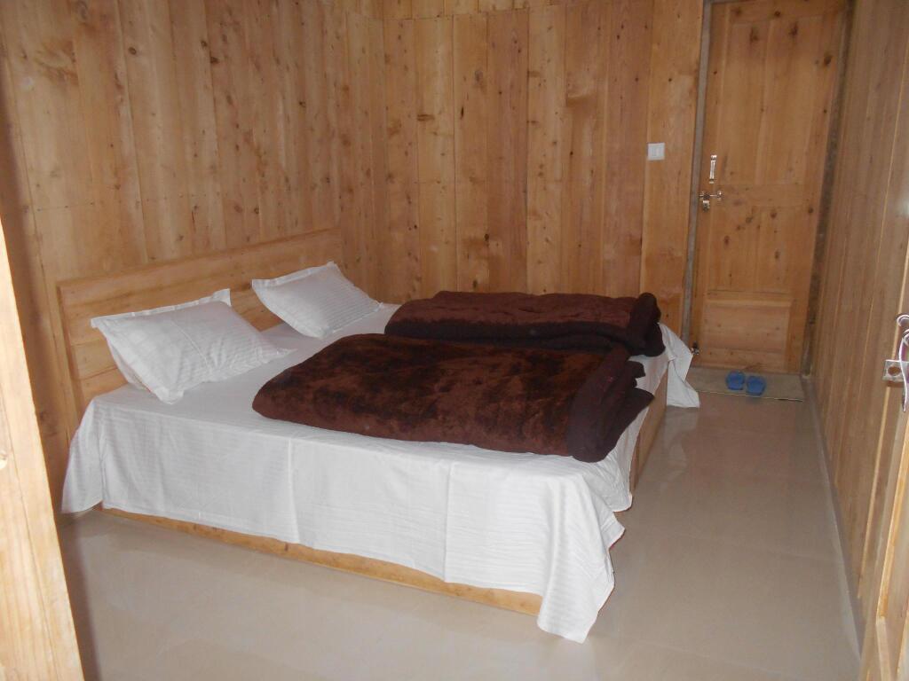 Прем-Нагар: Hotel Hill Paradise Nagthat
