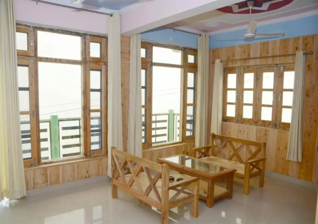 Прем-Нагар: Hotel Hill Paradise Nagthat