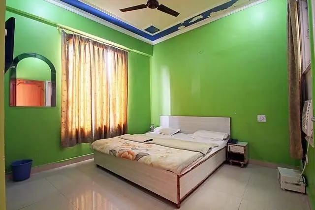 Катра: Hotel KK International