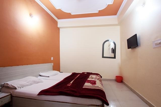 Катра: Hotel KK International