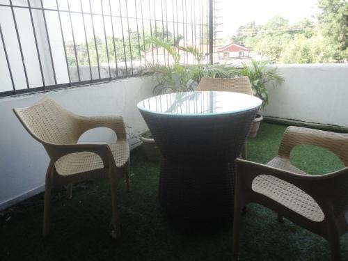 Дехрадун: Hotel Anand Niwas