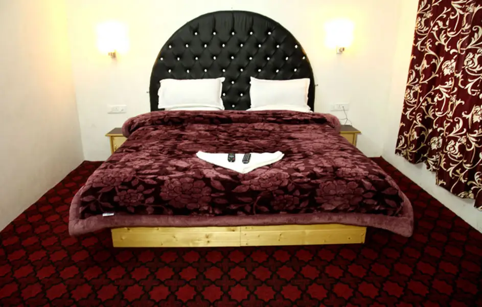 Шринагар: Hotel Al Humzah