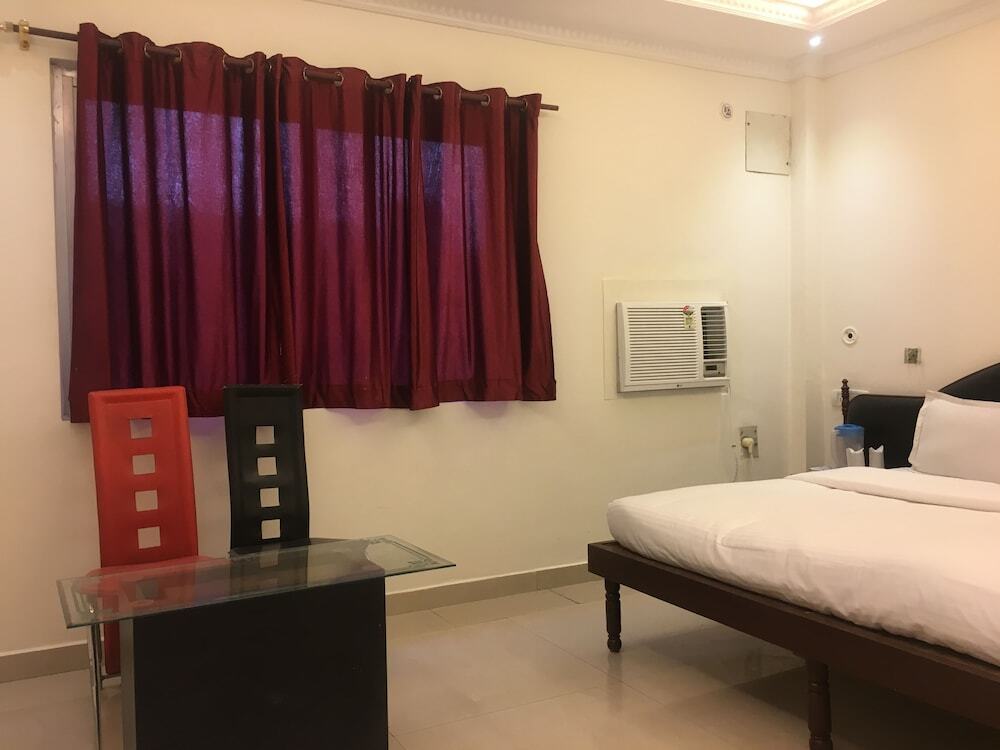 Катра: Hotel Meridian