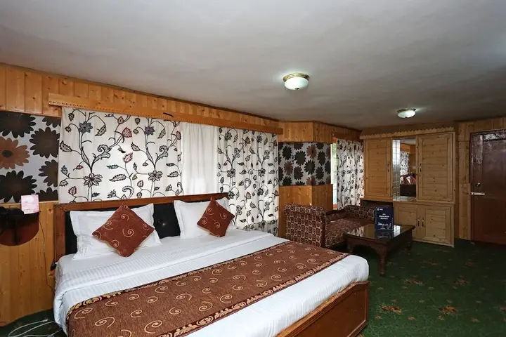 Пахалгам: OYO 9084 Hotel Tourist Palace