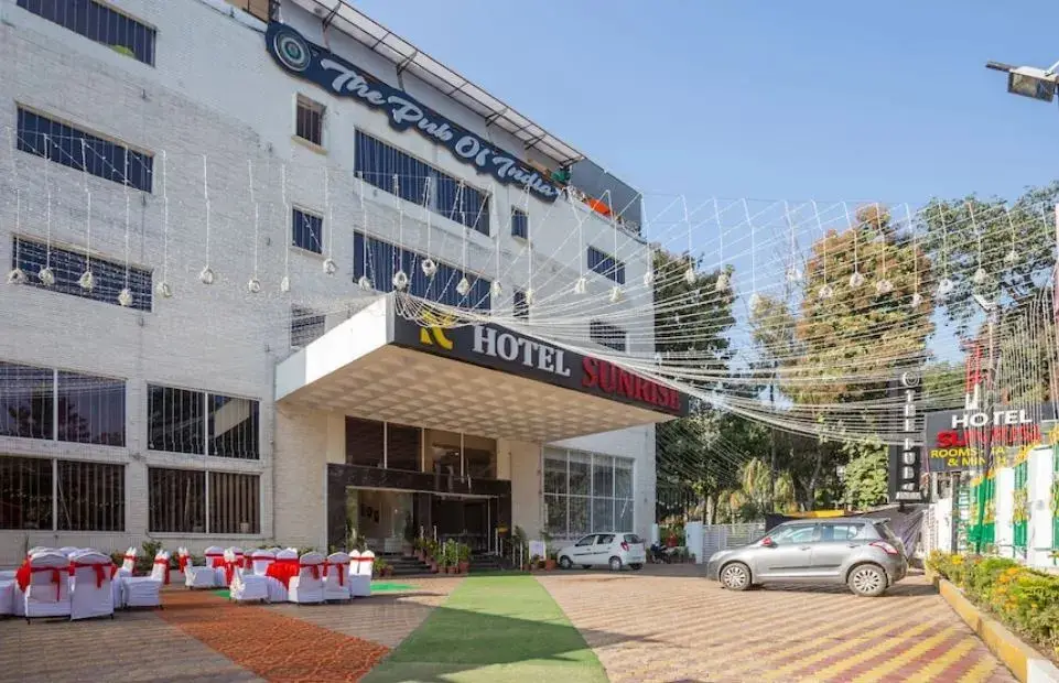 Hotel Sunrise — фото 1