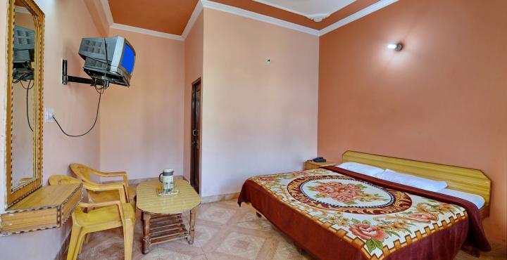 Катра: Hotel Prem International