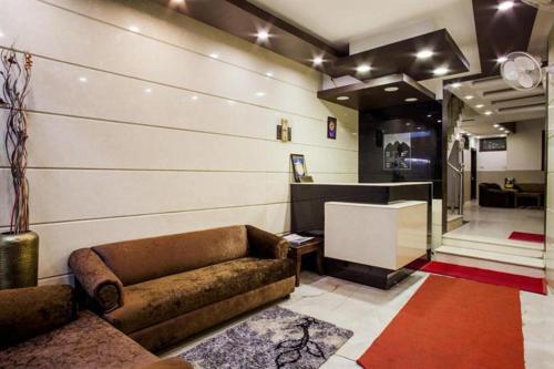 Катра: Hotel Kanchan