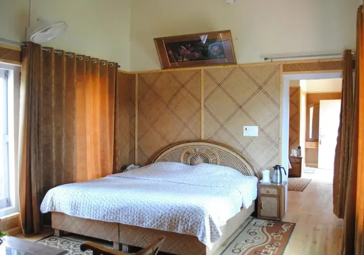 Раникхет: BluSalzz Collection - Binsar Eco Resort, Binsar - Uttarakhand by ZUZU